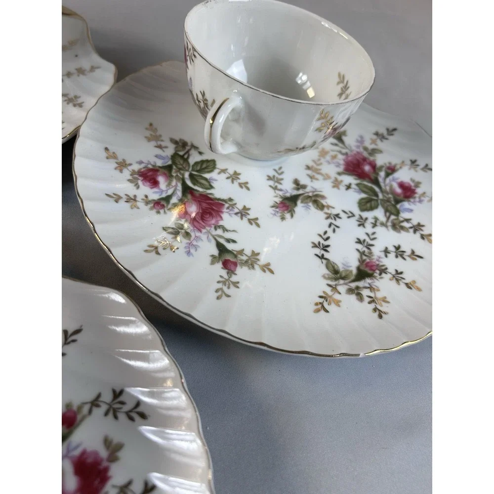 Vintage Japan Tea Cup Saucer Set 4 Floral Gold Trim Scalloped‎ Plates